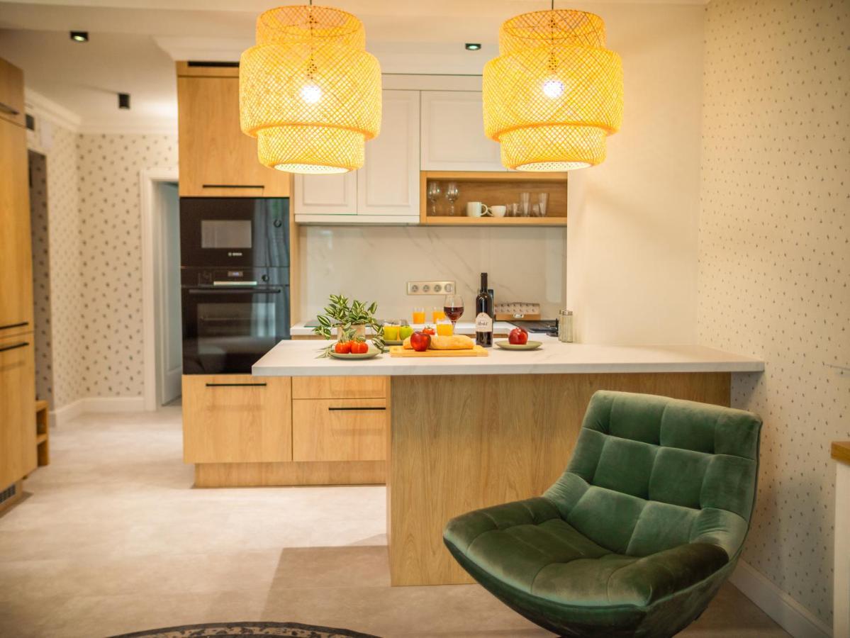 Panorama Deluxe Apartments - Pool & Free Parking Alsoors Bagian luar foto