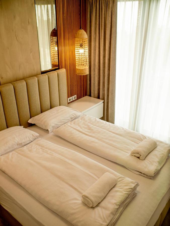 Panorama Deluxe Apartments - Pool & Free Parking Alsoors Bagian luar foto